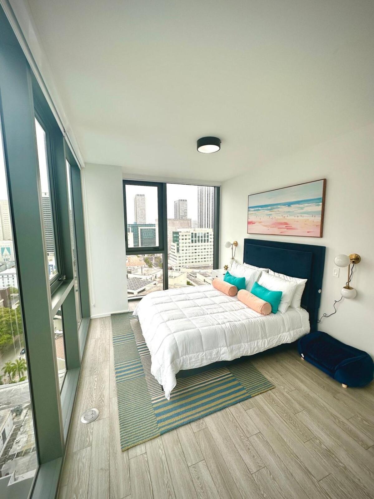 & Brickell 2br - High Rise & Skyline Views Miami