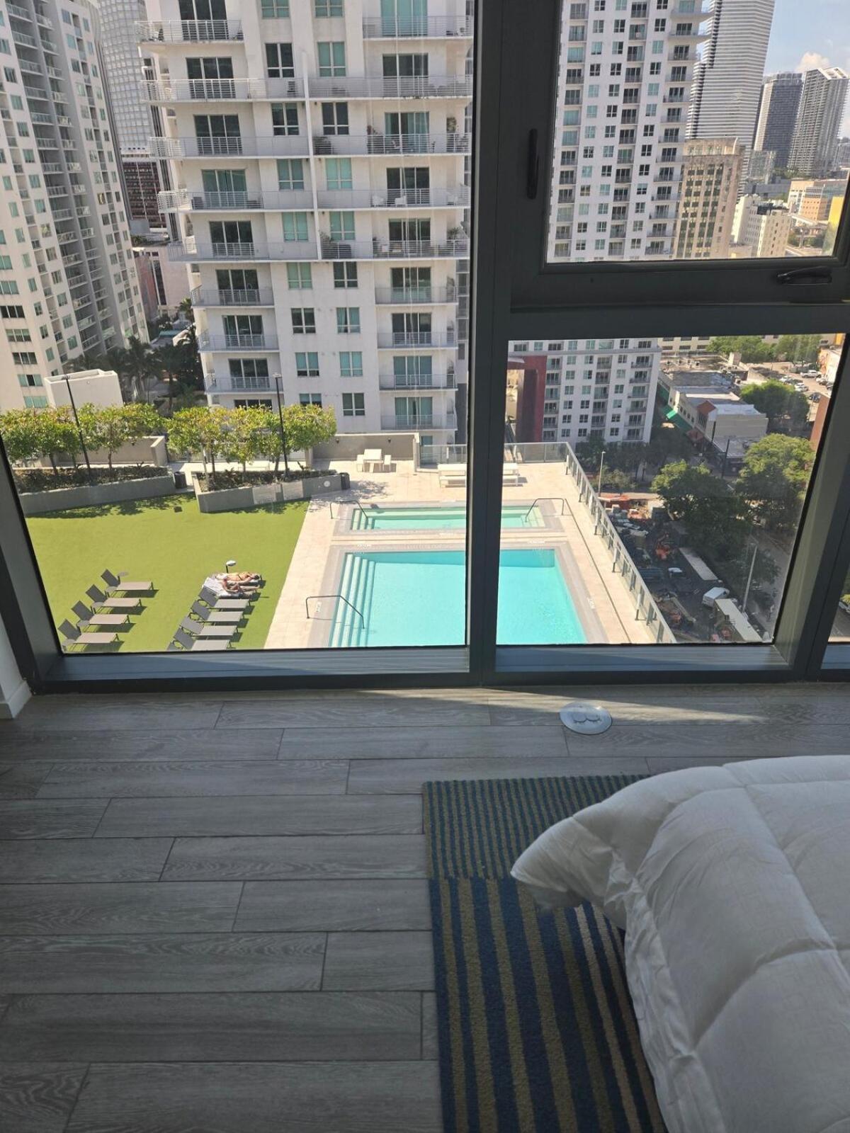 & Brickell 2br - High Rise & Skyline Views Miami