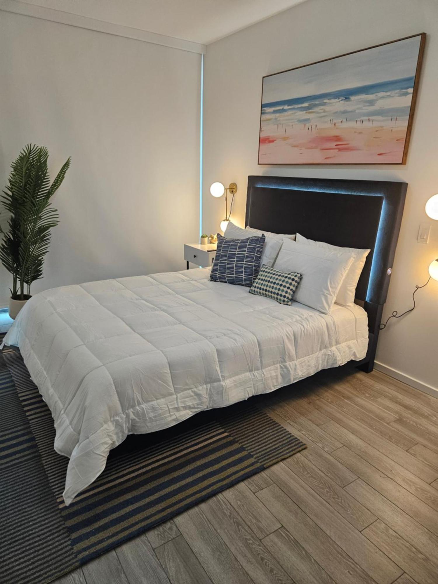 & Brickell 2br - High Rise & Skyline Views Apartment